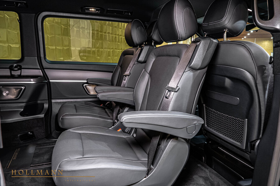 Vehicle view 15