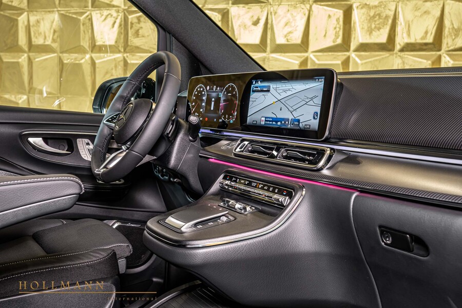 Vehicle view 19