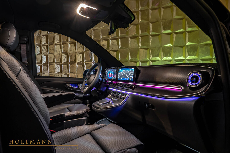 Vehicle view 23