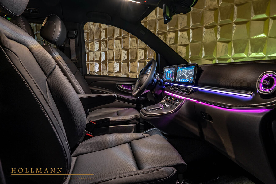 Vehicle view 25