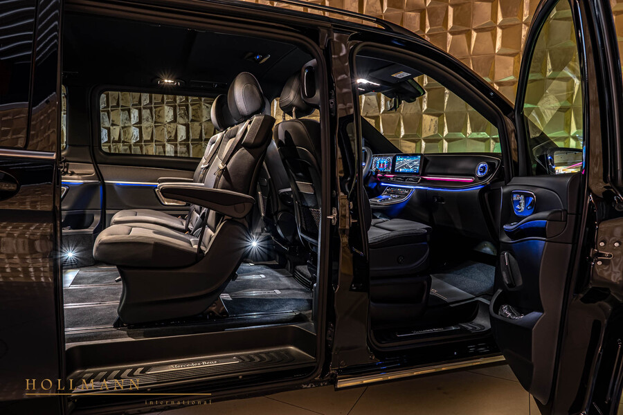 Vehicle view 28