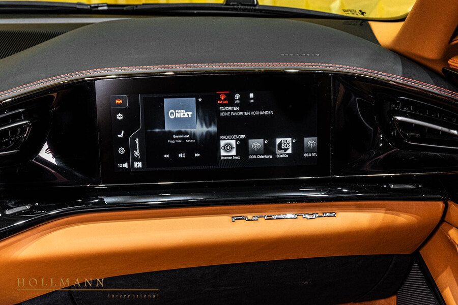 Vehicle view 19
