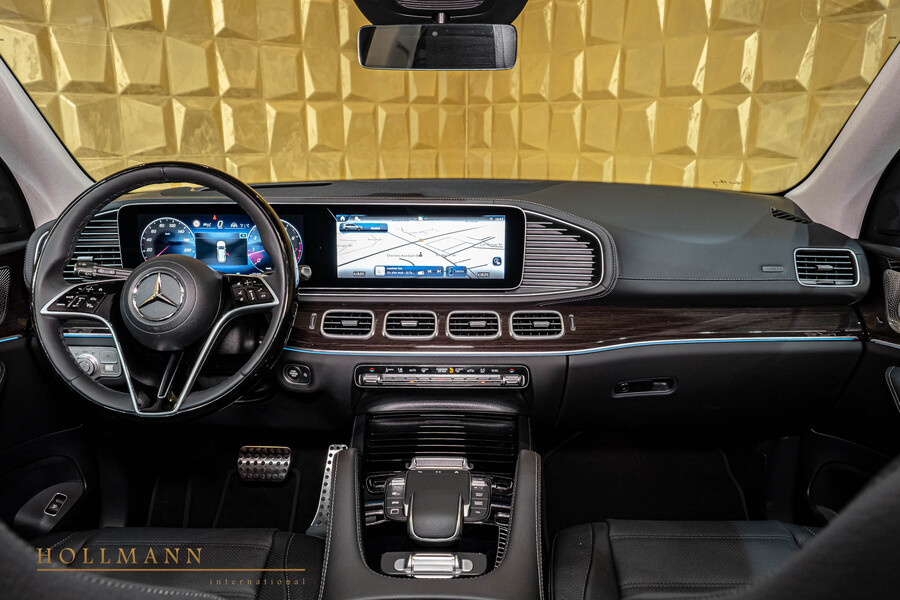 Vehicle view 16
