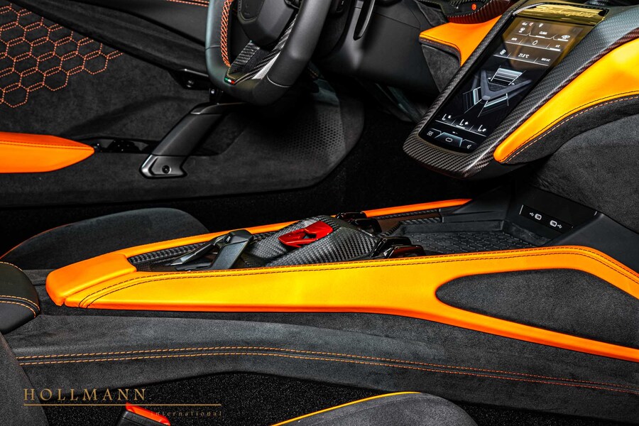 Vehicle view 19