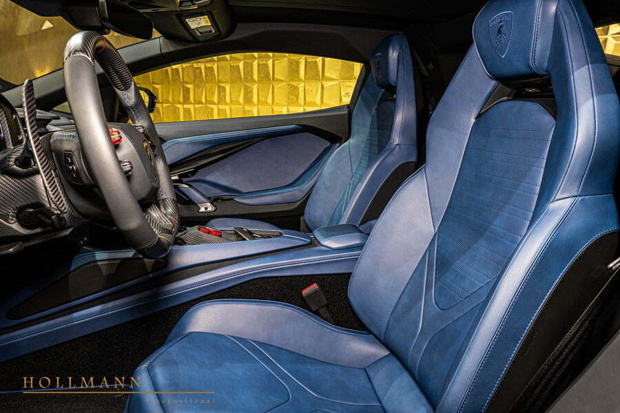 Vehicle view 17