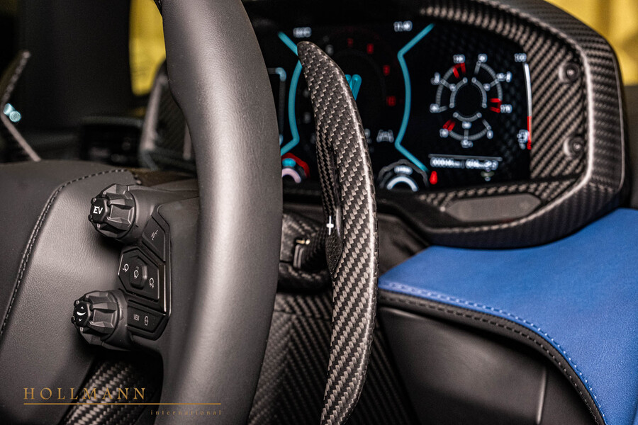 Vehicle view 23