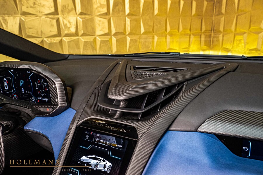 Vehicle view 25