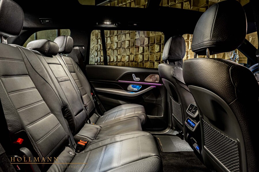 Vehicle view 19