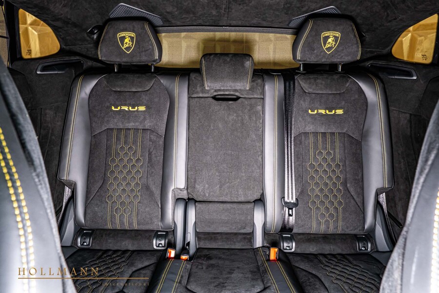 Vehicle view 16