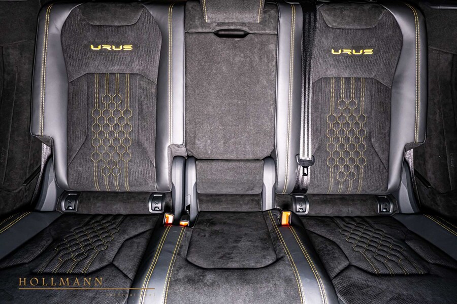 Vehicle view 17
