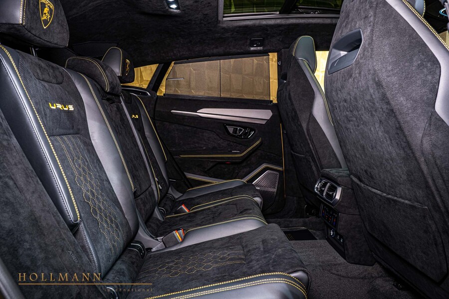 Vehicle view 19