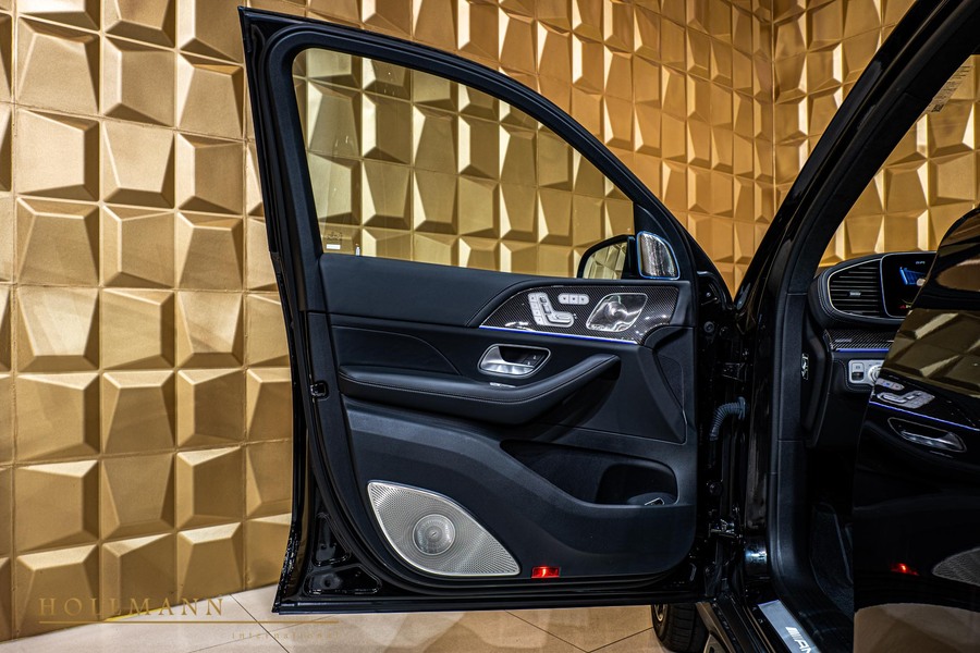 Vehicle view 6