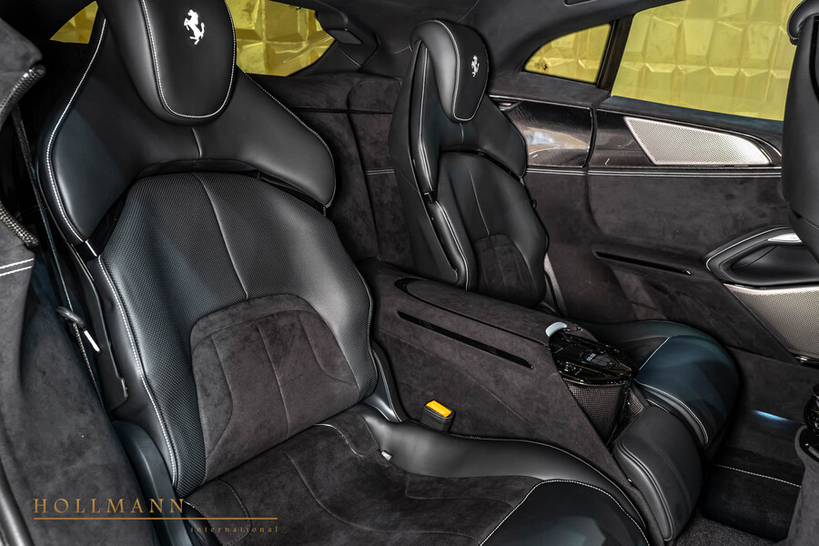 Vehicle view 21