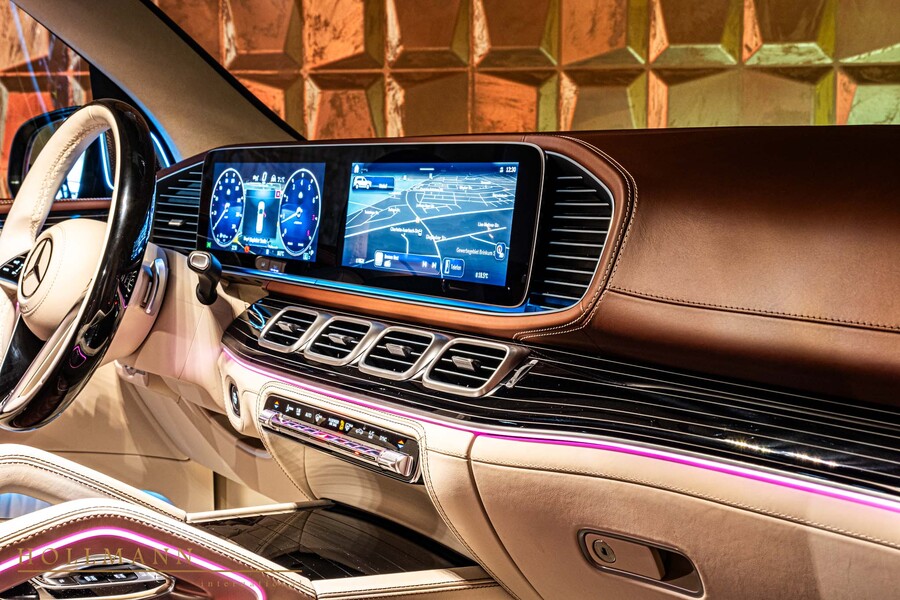 Vehicle view 14