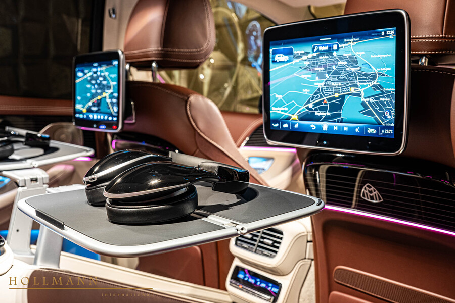 Vehicle view 16