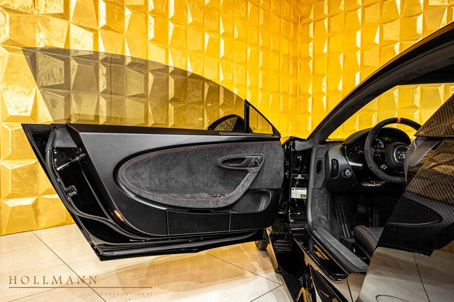 Vehicle view 14