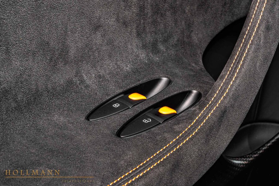 Vehicle view 16