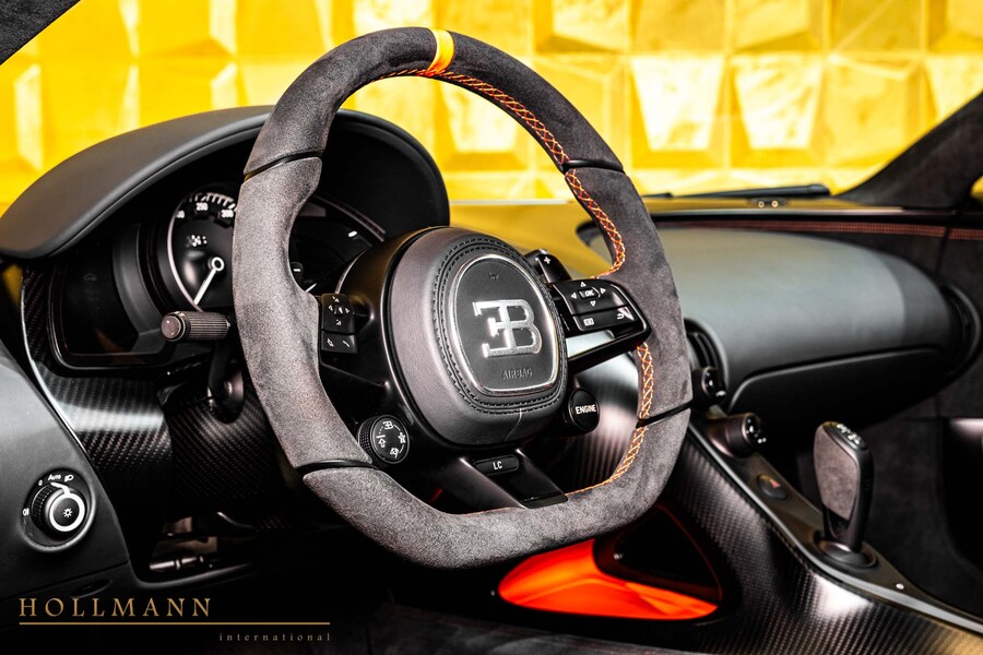 Vehicle view 18