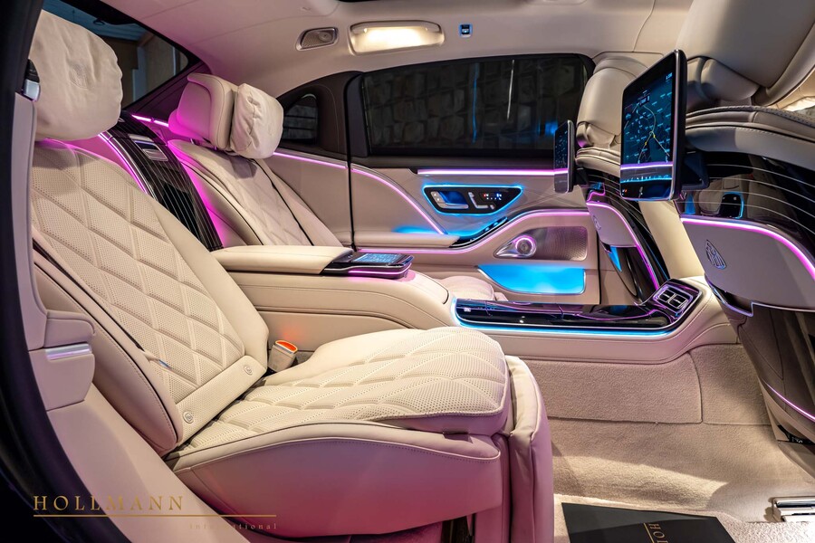 Vehicle view 13