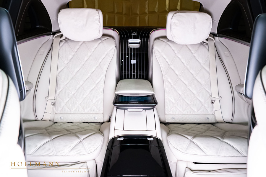 Vehicle view 25