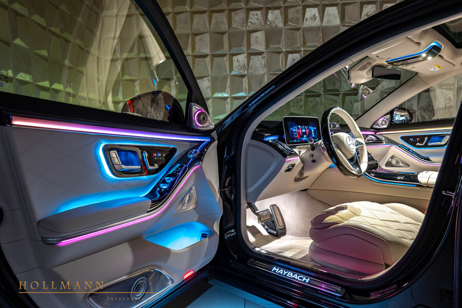 Vehicle view 9