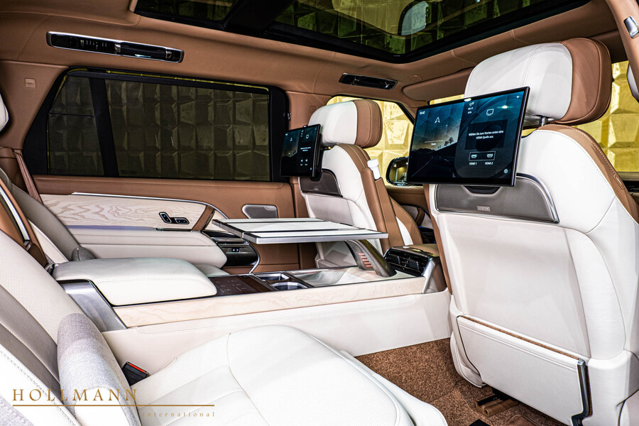 Vehicle view 18