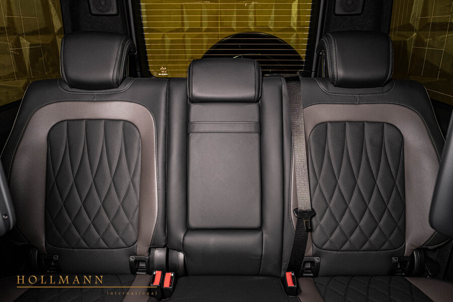 Vehicle view 23