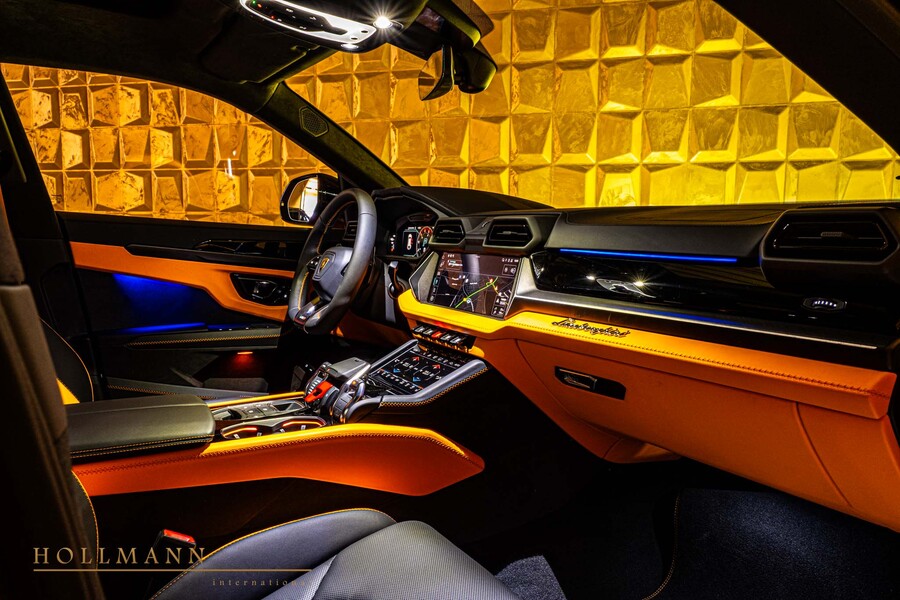 Vehicle view 14