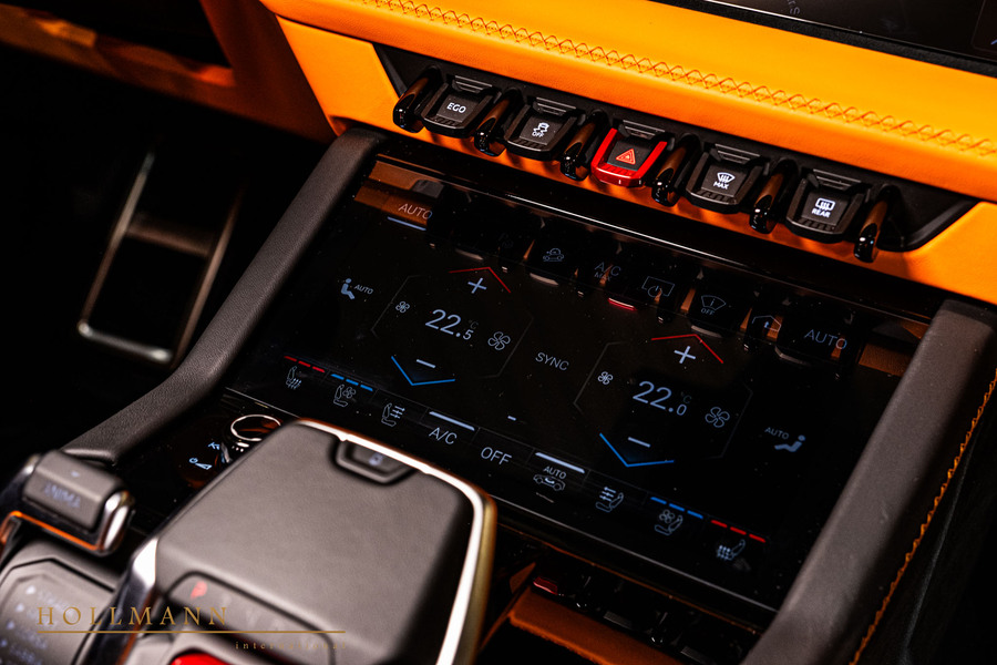 Vehicle view 16