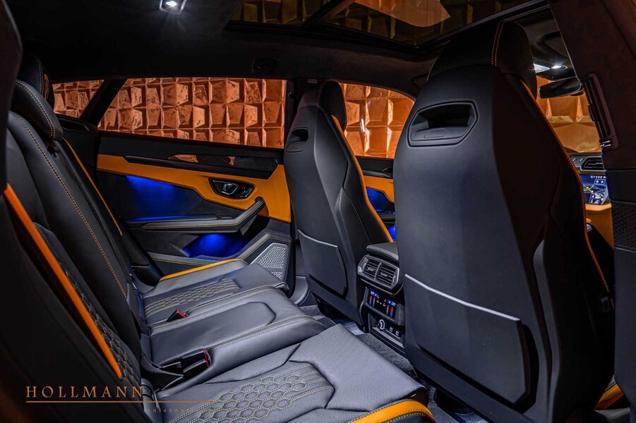 Vehicle view 18