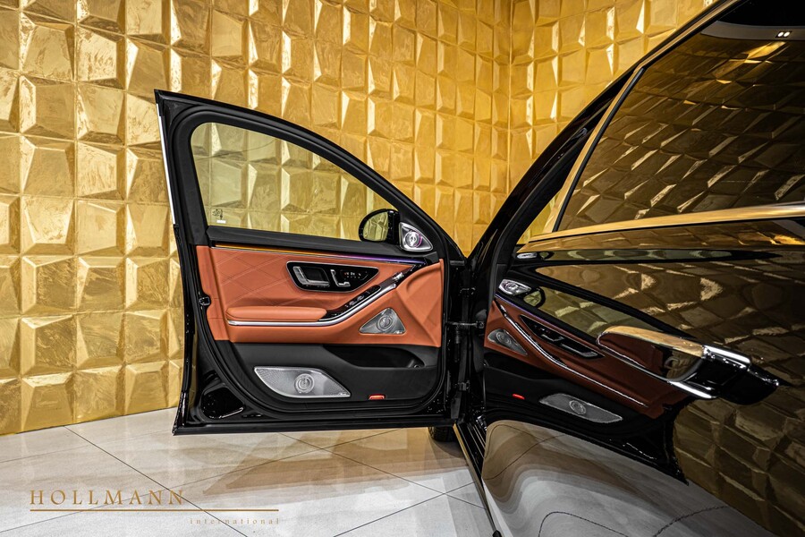 Vehicle view 27