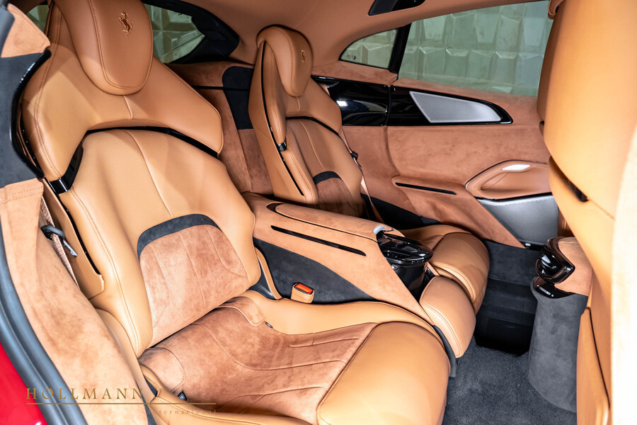 Vehicle view 25