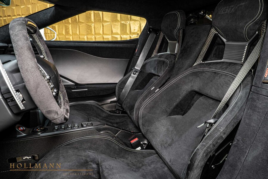Vehicle view 16