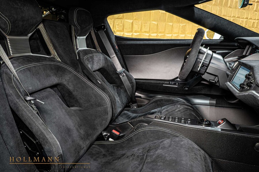 Vehicle view 17