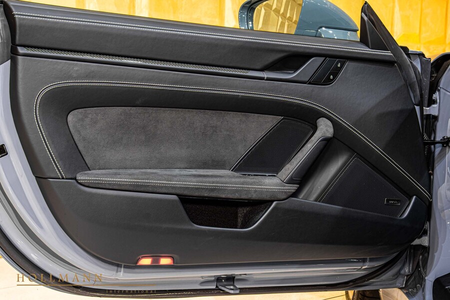 Vehicle view 14