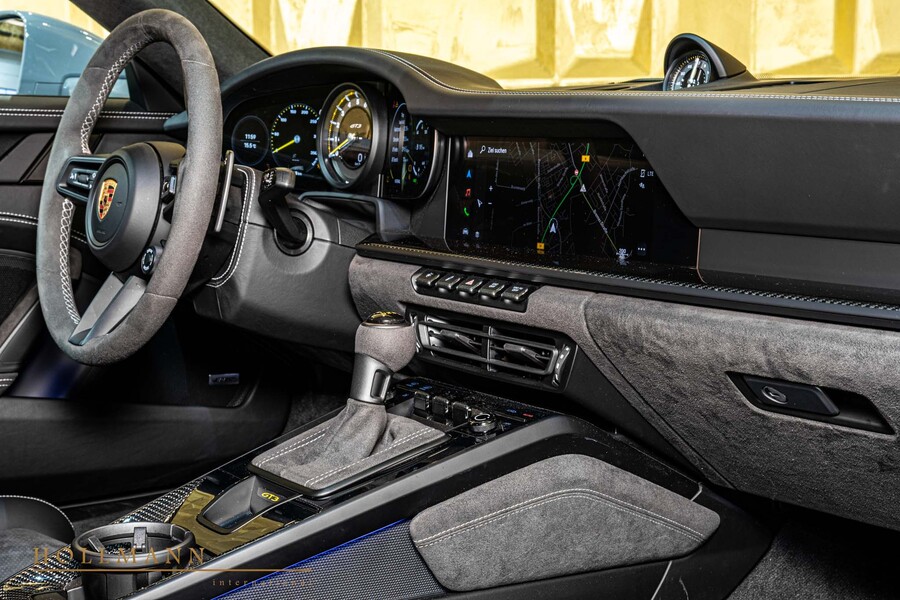 Vehicle view 25