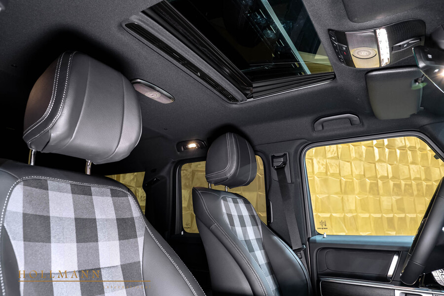 Vehicle view 25