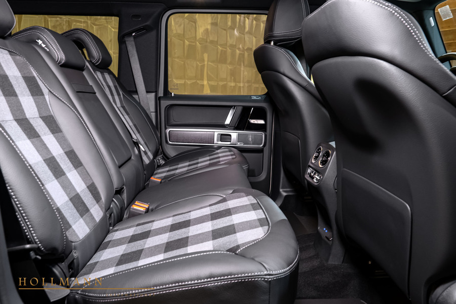 Vehicle view 27