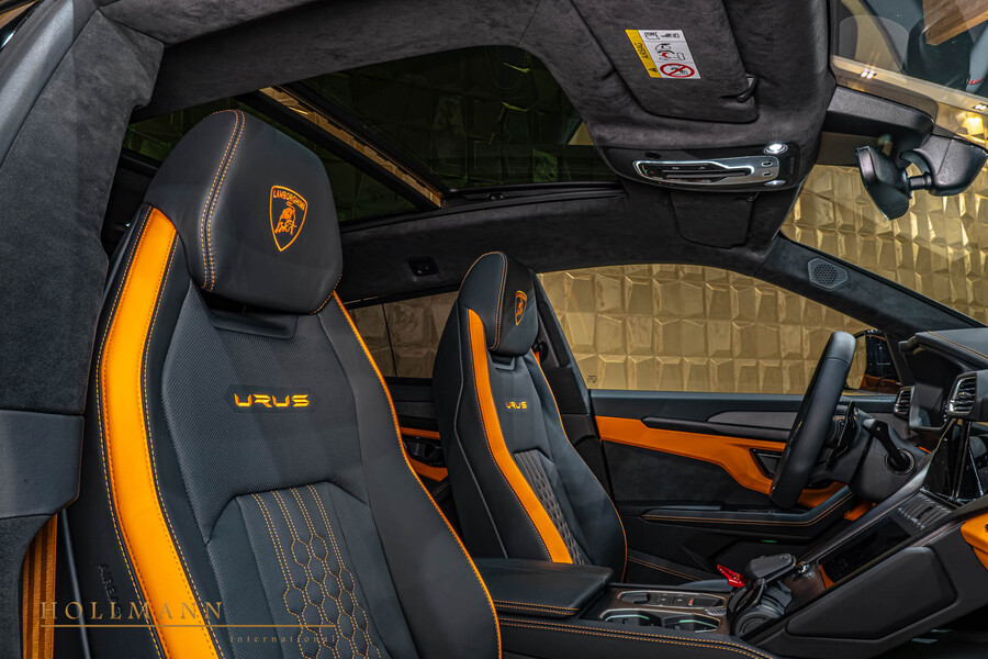Vehicle view 16