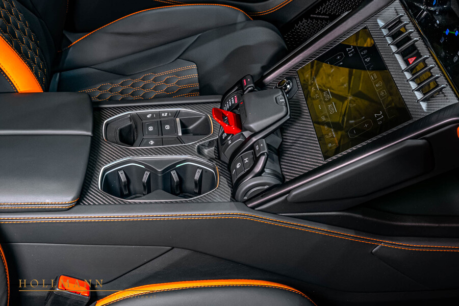 Vehicle view 18