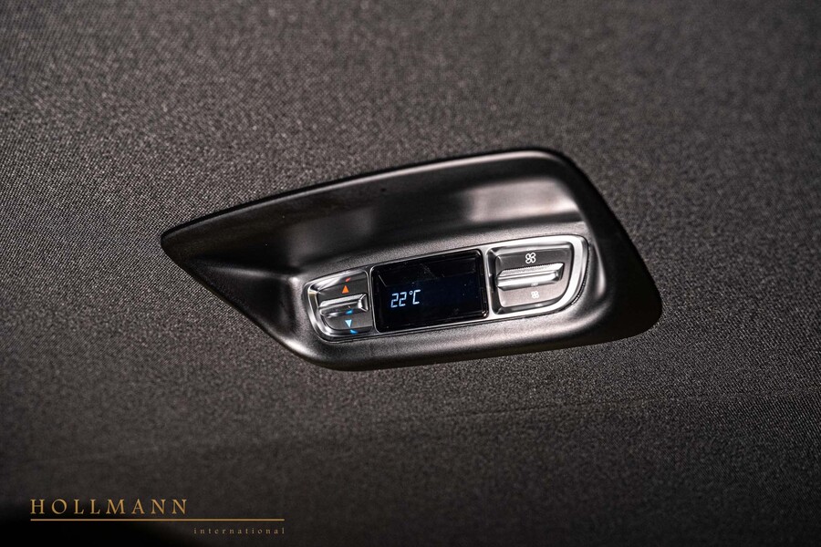 Vehicle view 23