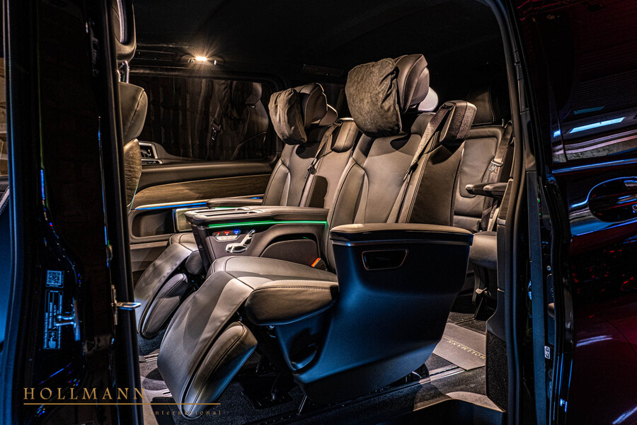 Vehicle view 29