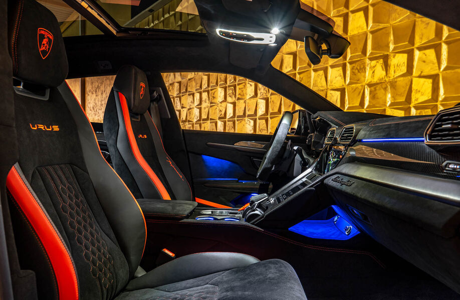 Vehicle view 16