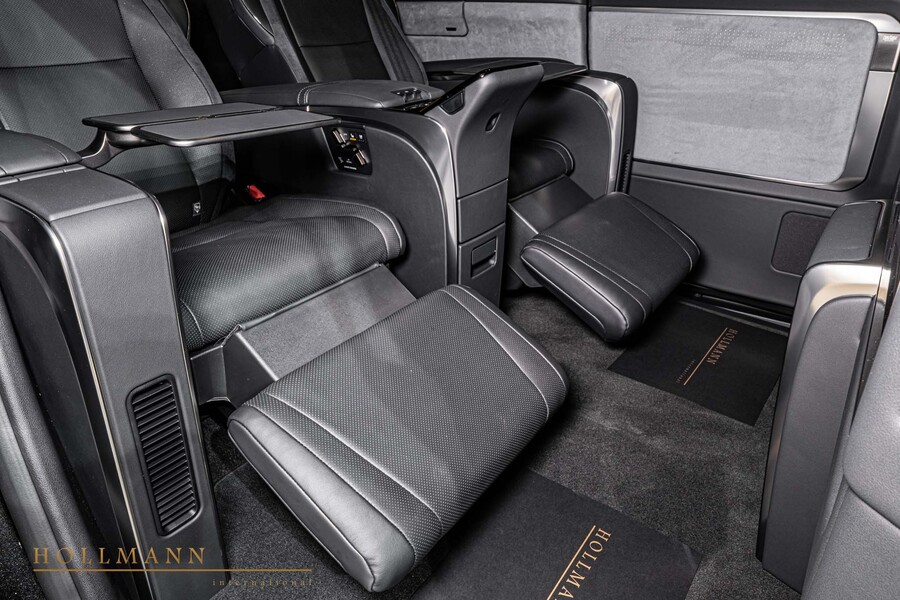 Vehicle view 34