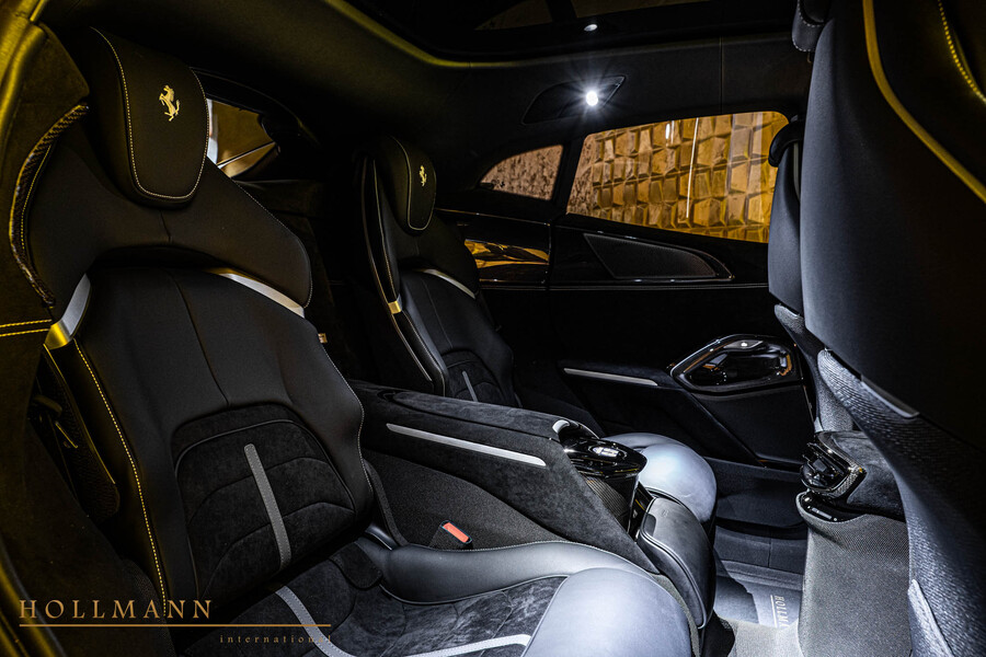 Vehicle view 23