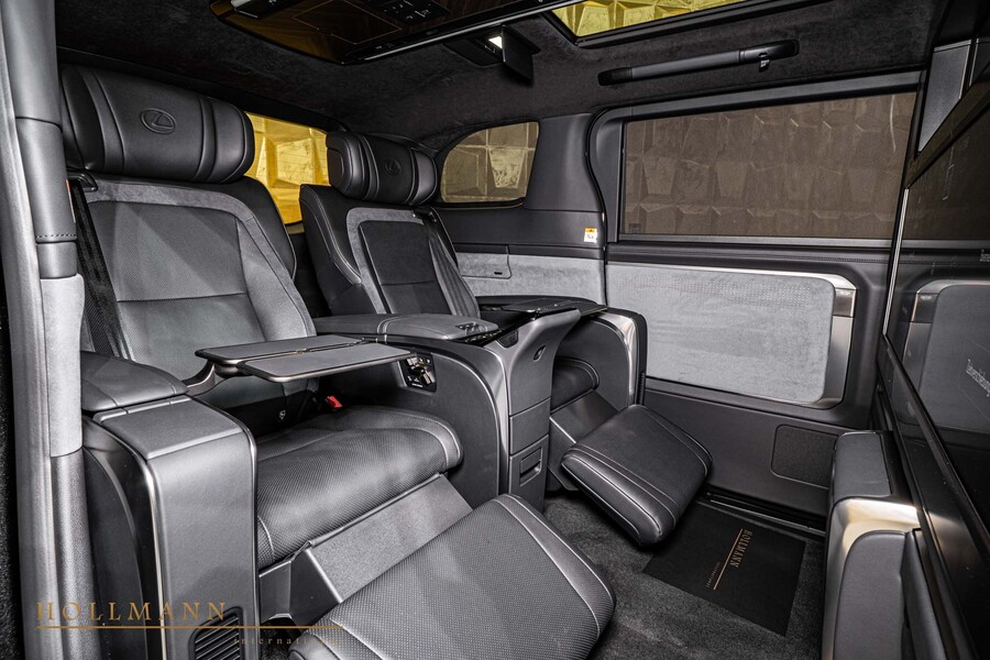 Vehicle view 29