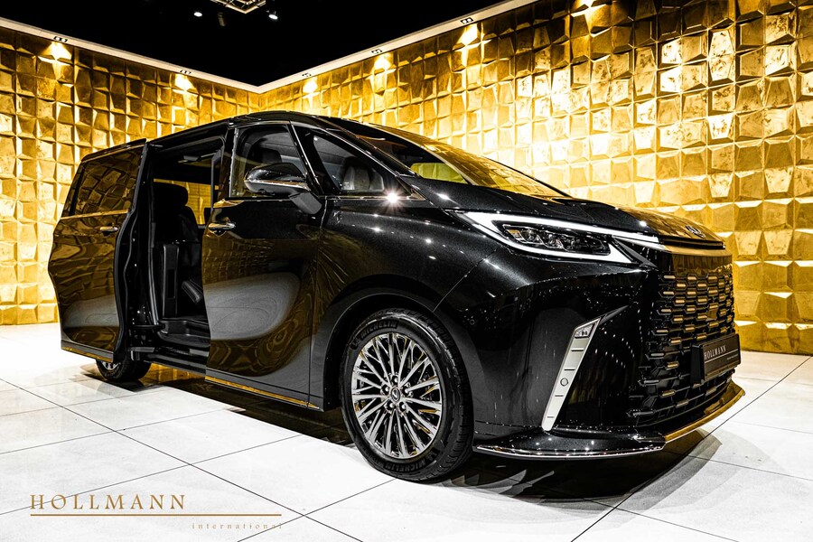 Vehicle view 9