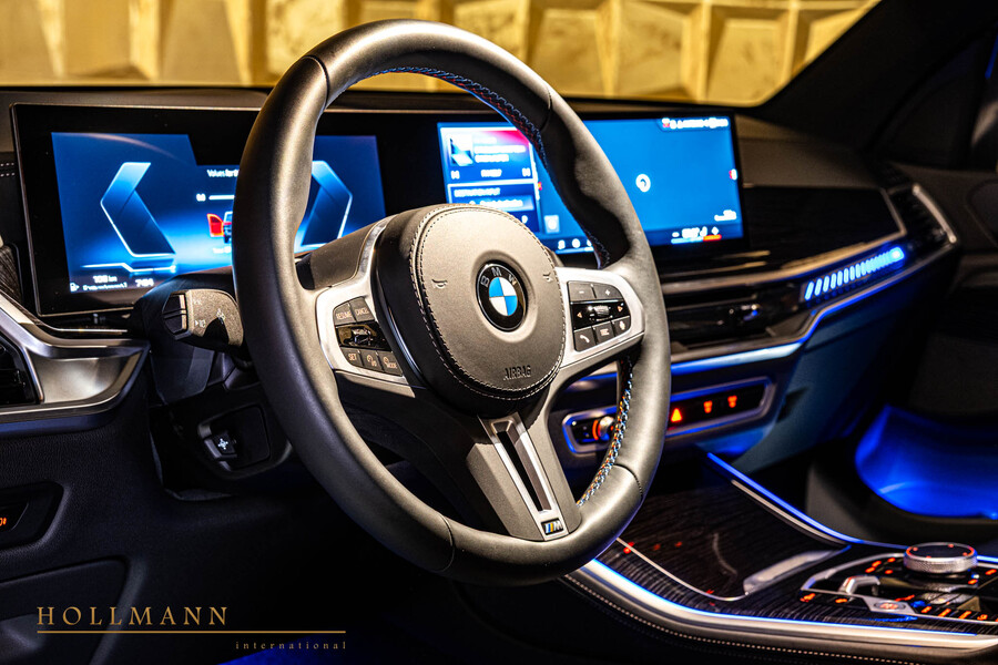 Vehicle view 18