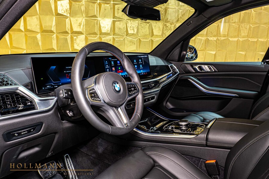 Vehicle view 23