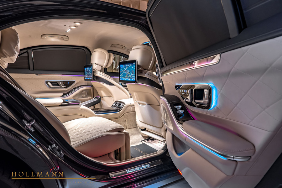 Vehicle view 16